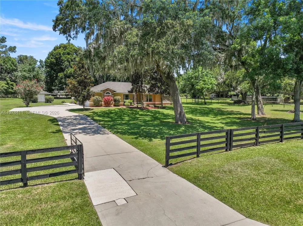 1699 SW 80 ocala, FL 34476