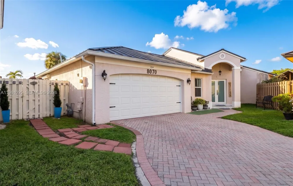 8070 SW 157th Pl Miami, FL 33193