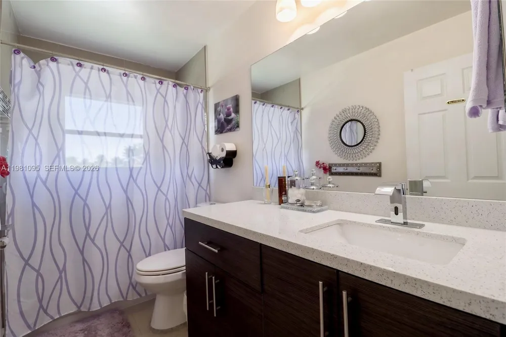8070 SW 157th Pl Miami, FL 33193