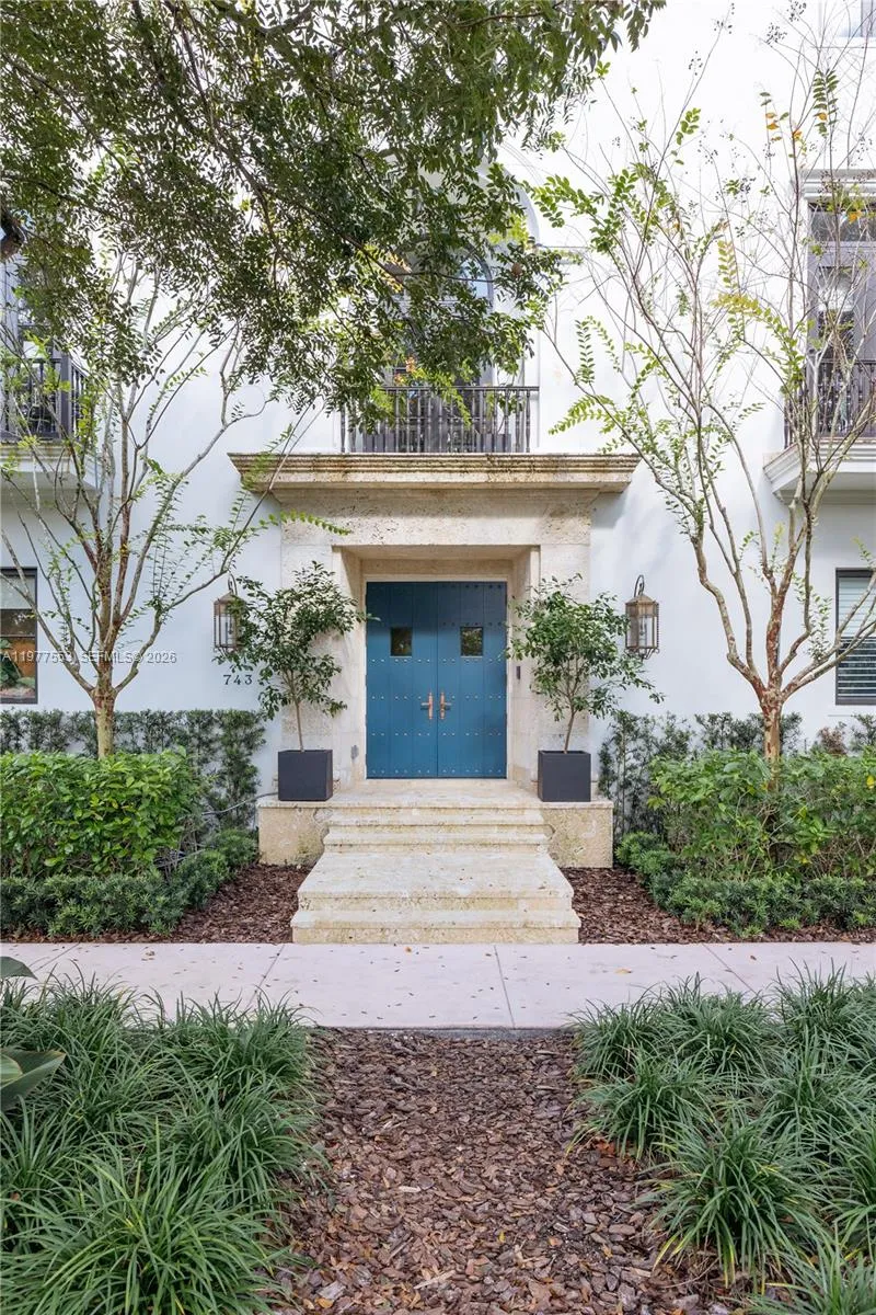 743 Almeria Ave Coral Gables, FL 33134