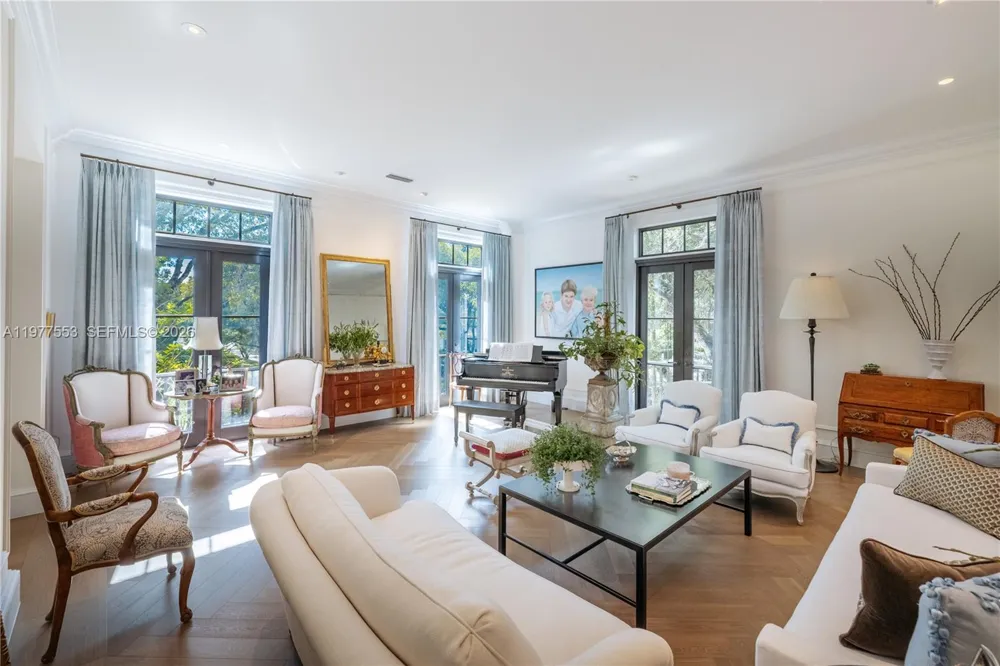 743 Almeria Ave Coral Gables, FL 33134