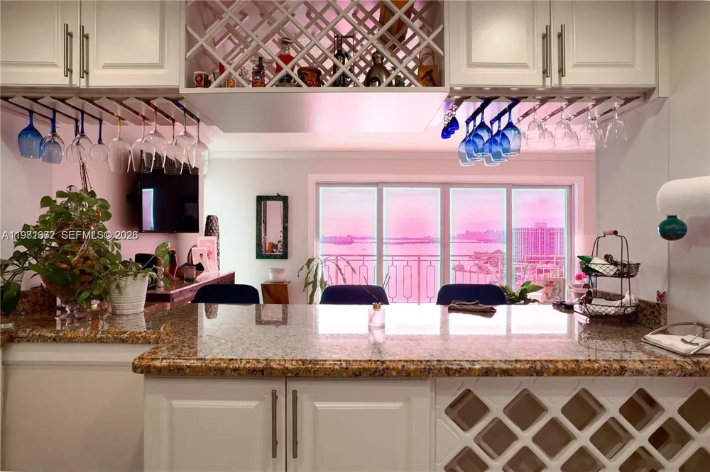 11111 Biscayne Blvd #20E Miami, FL 33181
