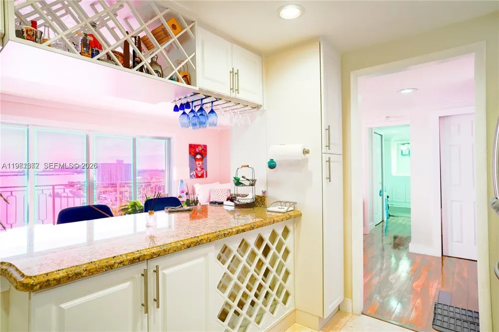 11111 Biscayne Blvd #20E Miami, FL 33181