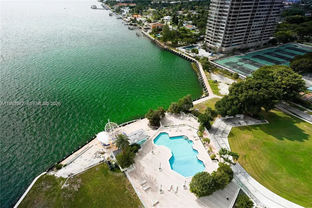 11111 Biscayne Blvd #20E Miami, FL 33181