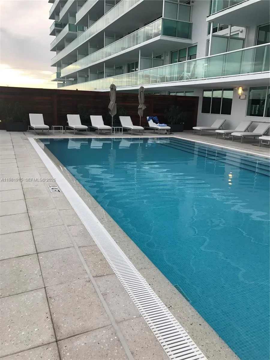 400 Sunny Isles Blvd #1701 Sunny Isles Beach, FL 33160