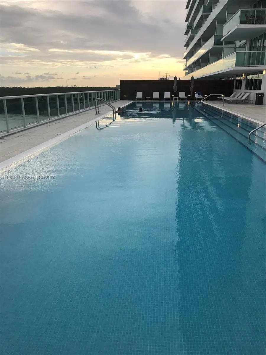 400 Sunny Isles Blvd #1701 Sunny Isles Beach, FL 33160
