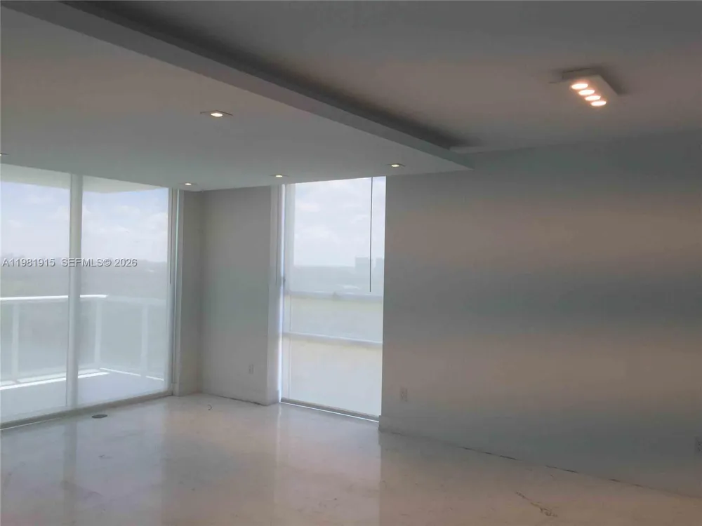 400 Sunny Isles Blvd #1701 Sunny Isles Beach, FL 33160