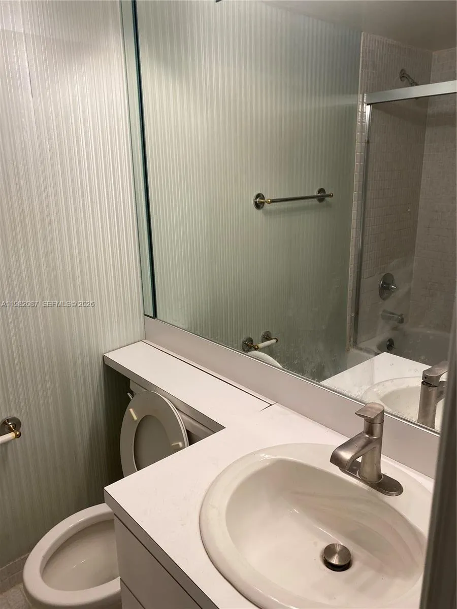 1951 Atlantic Shores Blvd #20 Hallandale Beach, FL 33009