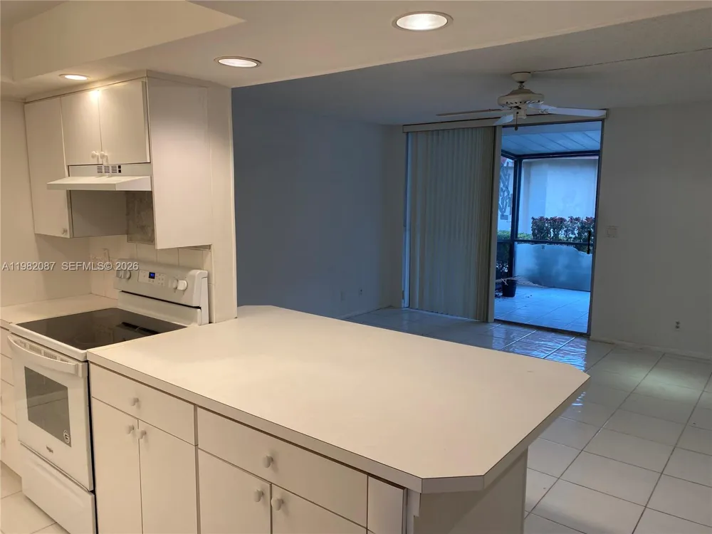 1951 Atlantic Shores Blvd #20 Hallandale Beach, FL 33009