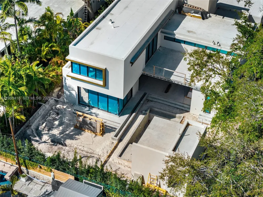 820 NE 111th St Biscayne Park, FL 33161