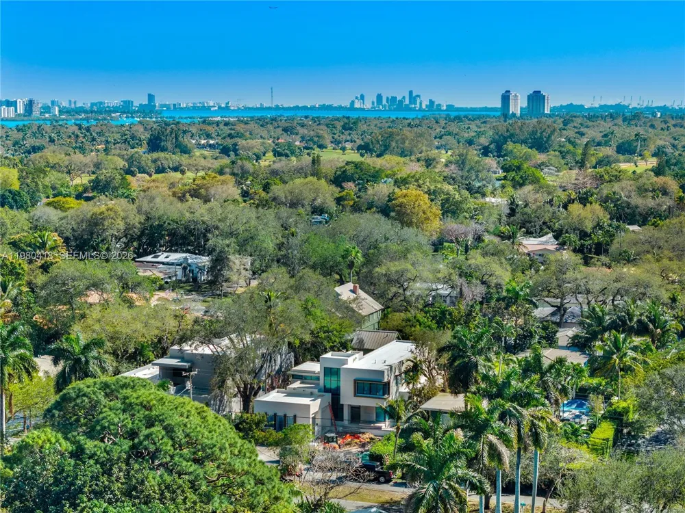 820 NE 111th St Biscayne Park, FL 33161