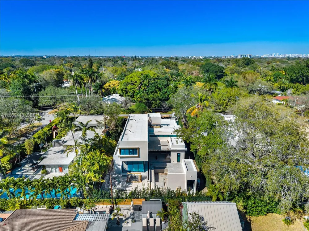 820 NE 111th St Biscayne Park, FL 33161
