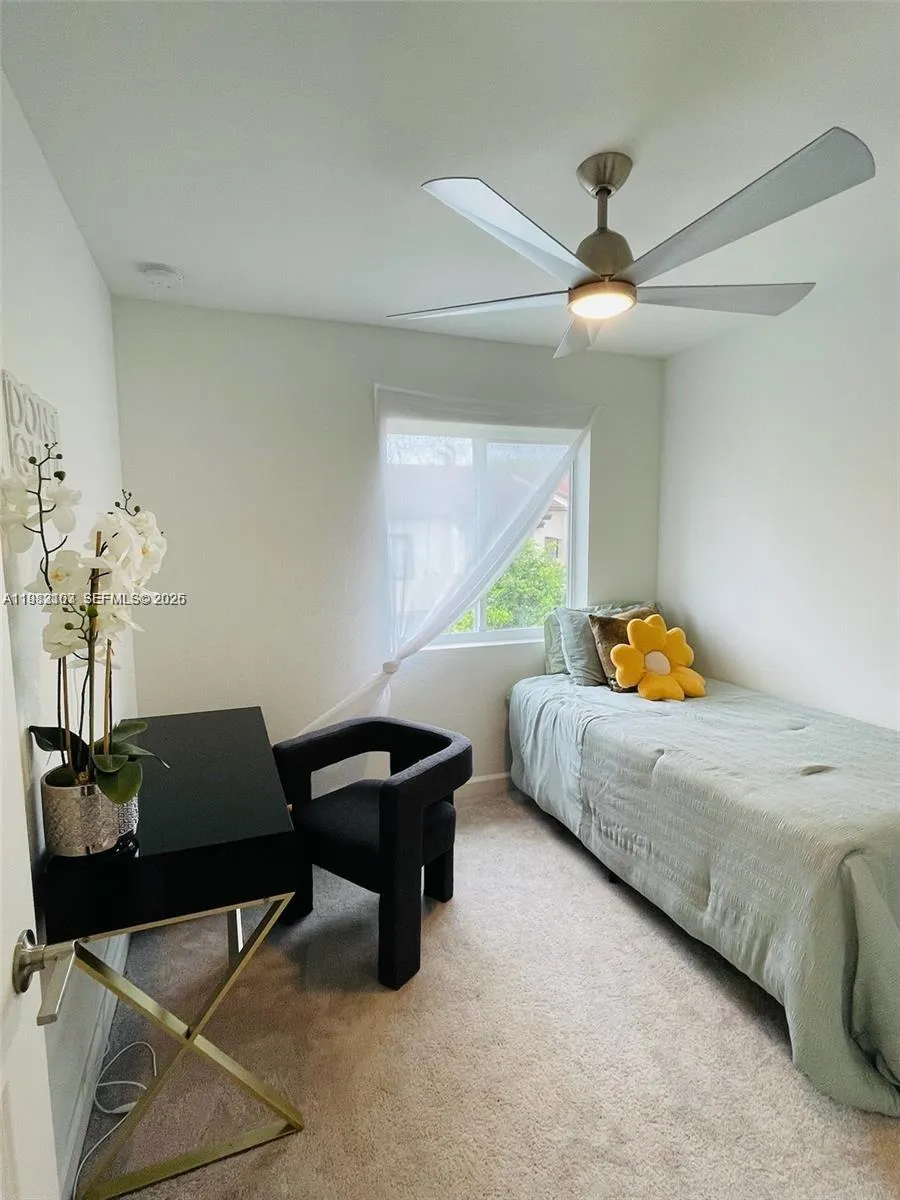 5000 SW 37th St Pembroke Park, FL 33023