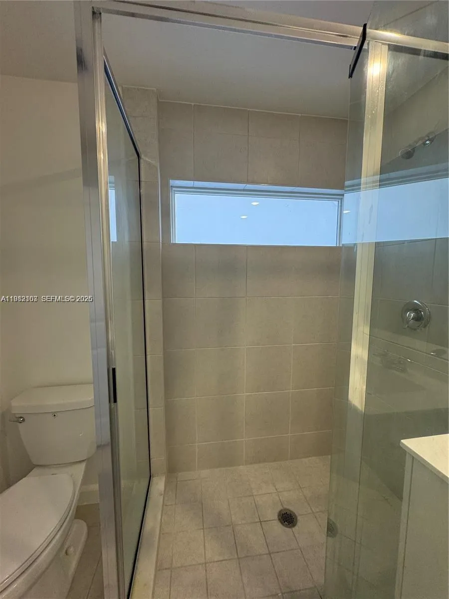5000 SW 37th St Pembroke Park, FL 33023
