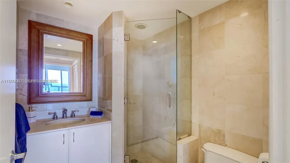 6365 Collins Ave #3802 Miami Beach, FL 33141