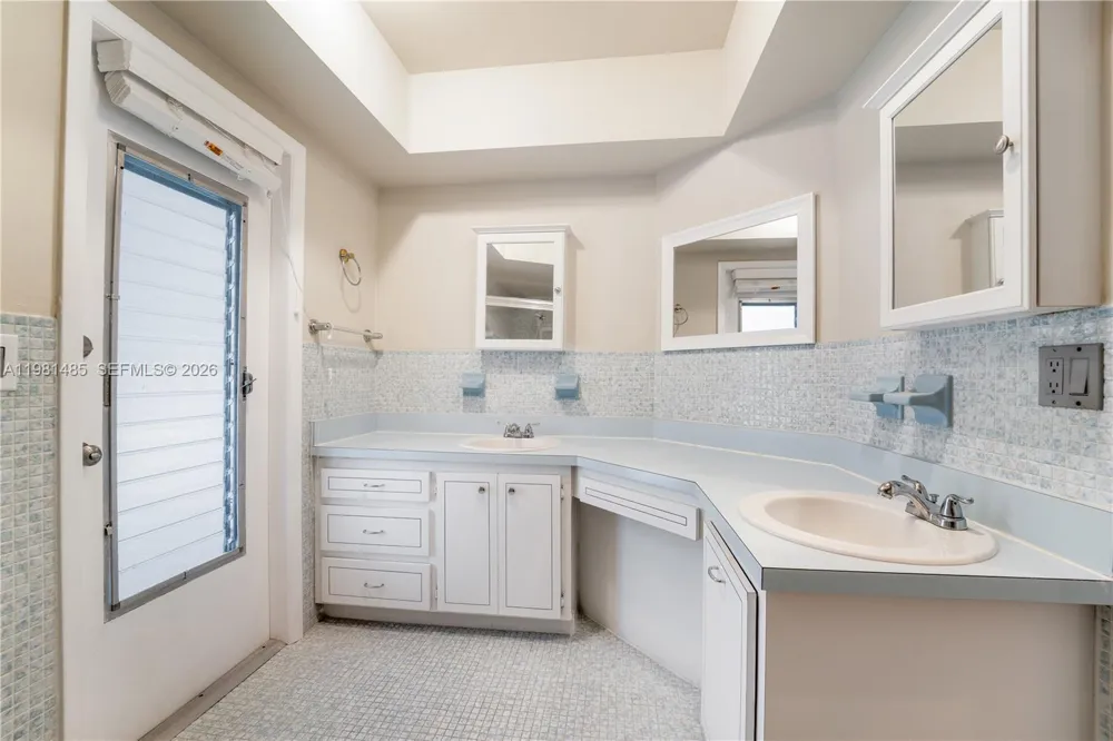 7970 SW 146th St Palmetto Bay, FL 33158