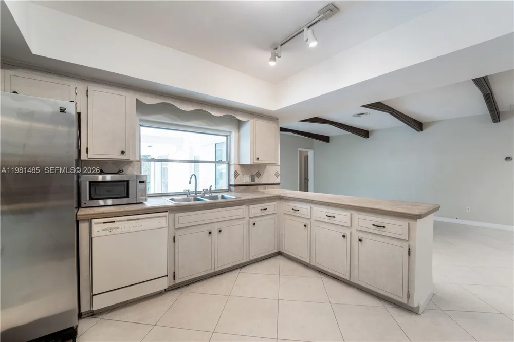 7970 SW 146th St Palmetto Bay, FL 33158