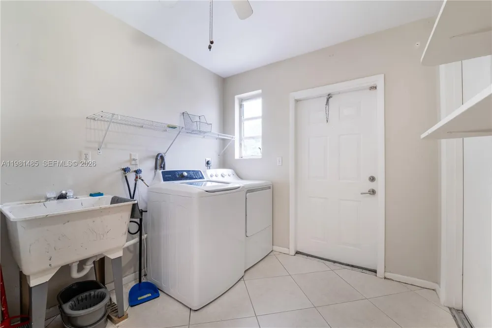 7970 SW 146th St Palmetto Bay, FL 33158