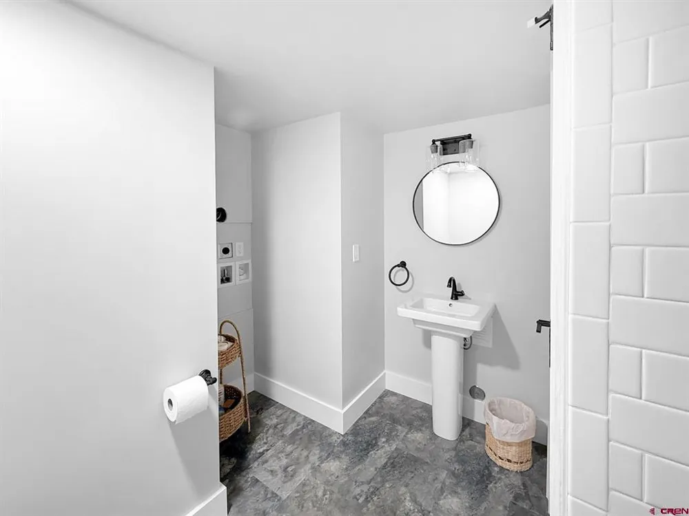 1014 3rd Street Paonia, CO 81428