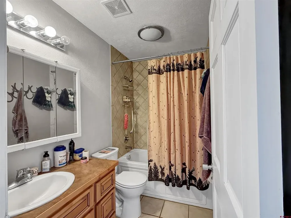 1174 3375 ROAD Crawford, CO 81415