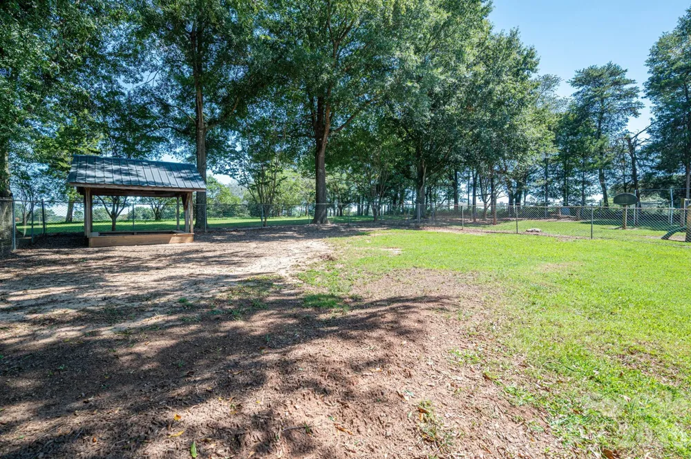 2482 June Bug Road Vale, NC 28168