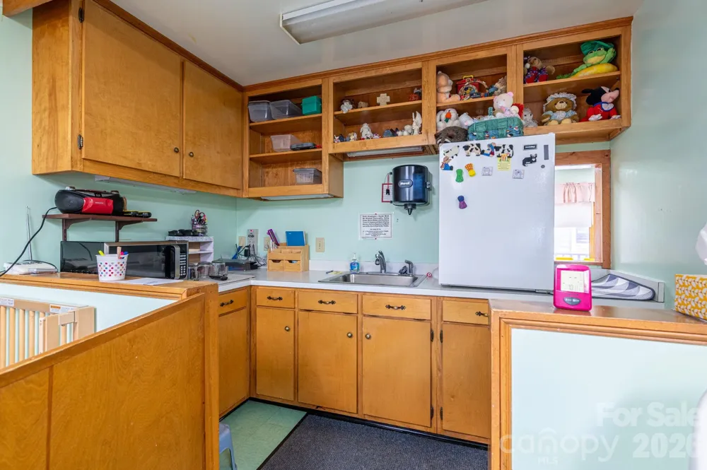 2482 June Bug Road Vale, NC 28168