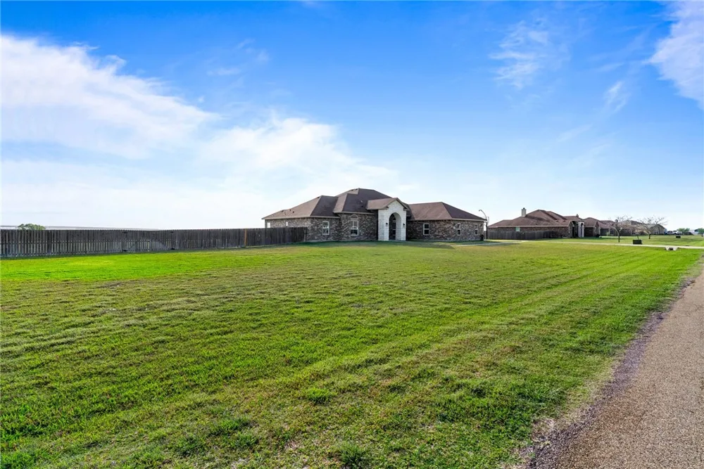 2446 Salevan Drive Corpus Christi, TX 78415