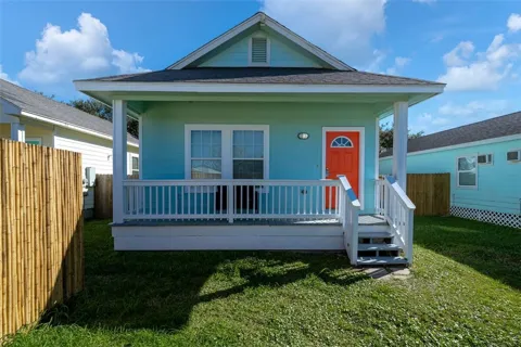 609 W Liberty Street #4