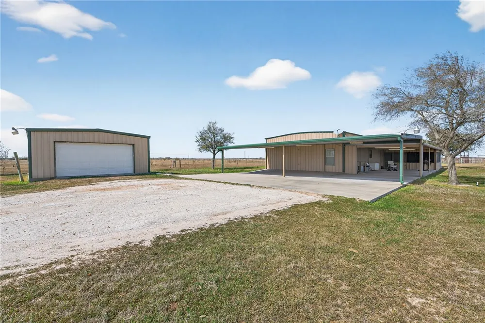 125 Rooke Road Woodsboro, TX 78393