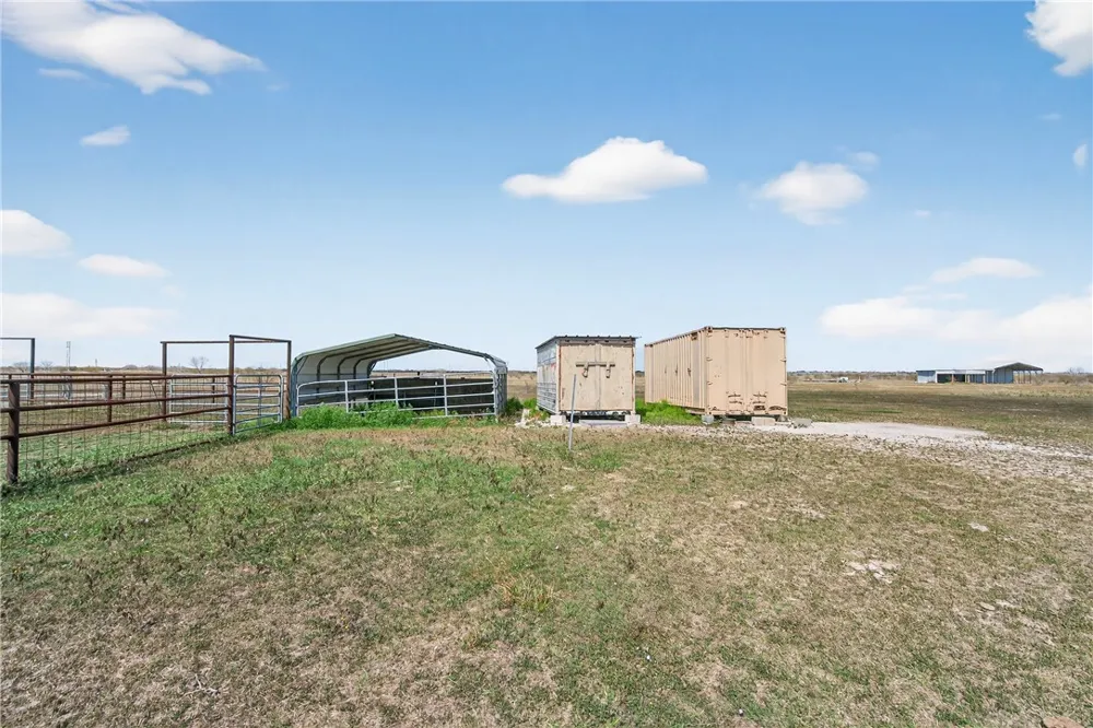 125 Rooke Road Woodsboro, TX 78393