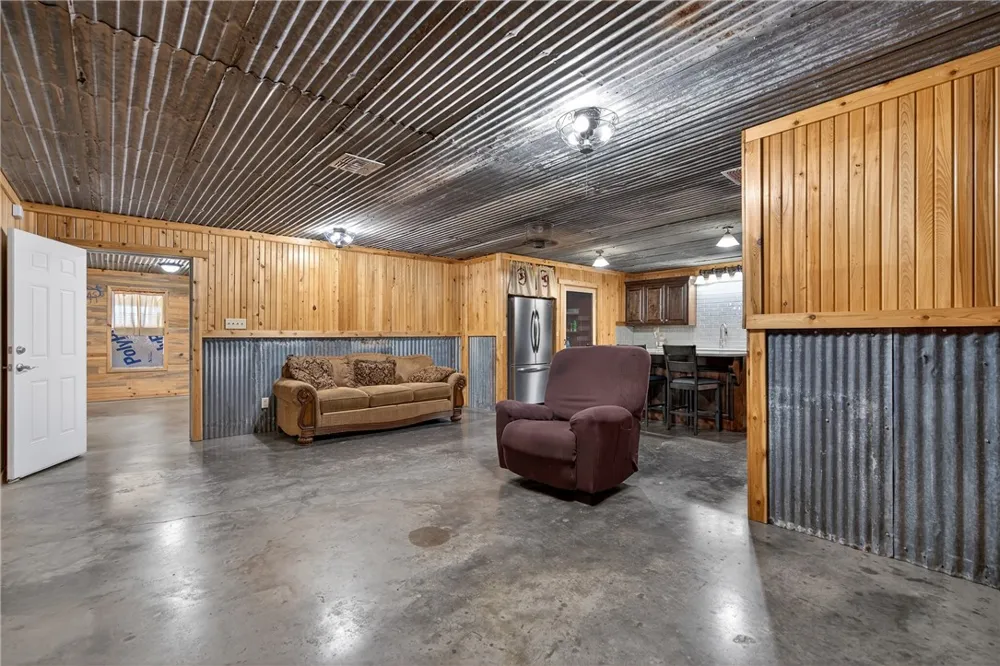 125 Rooke Road Woodsboro, TX 78393