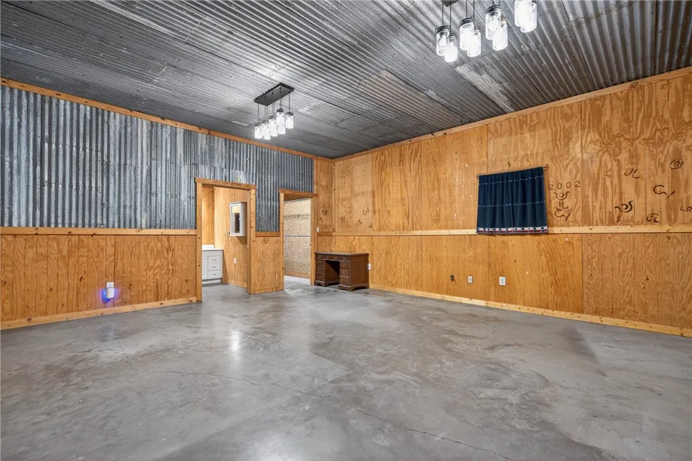 125 Rooke Road Woodsboro, TX 78393