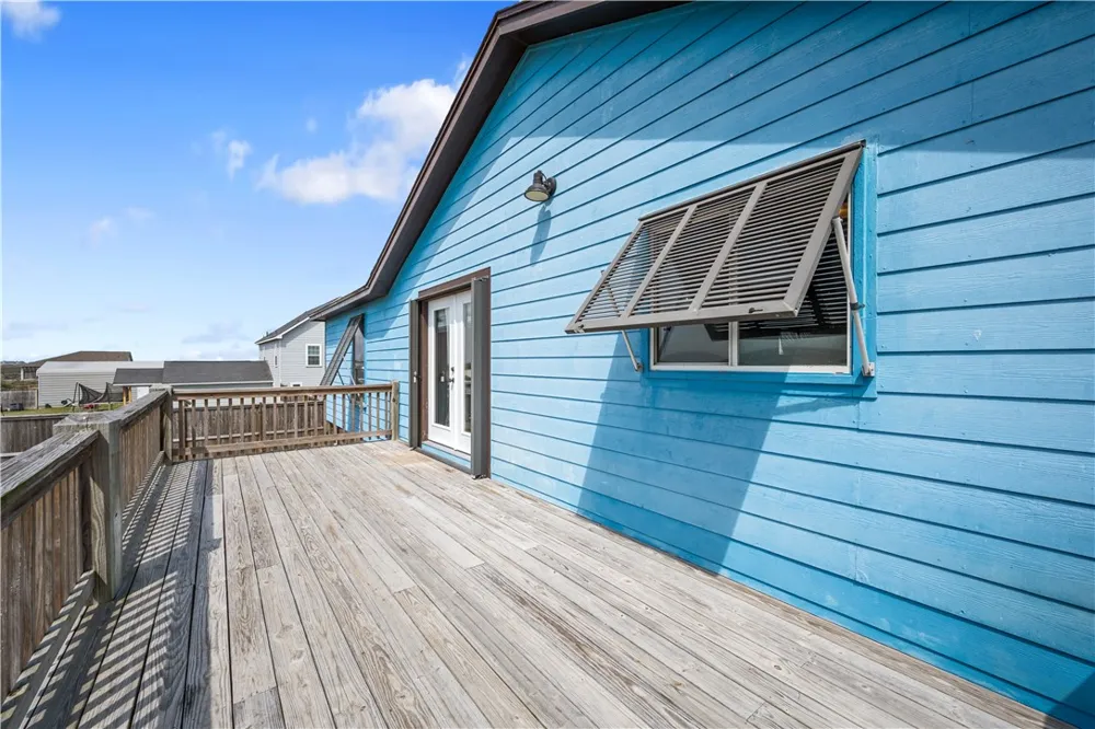 314 Cape Velero Drive Rockport, TX 78382