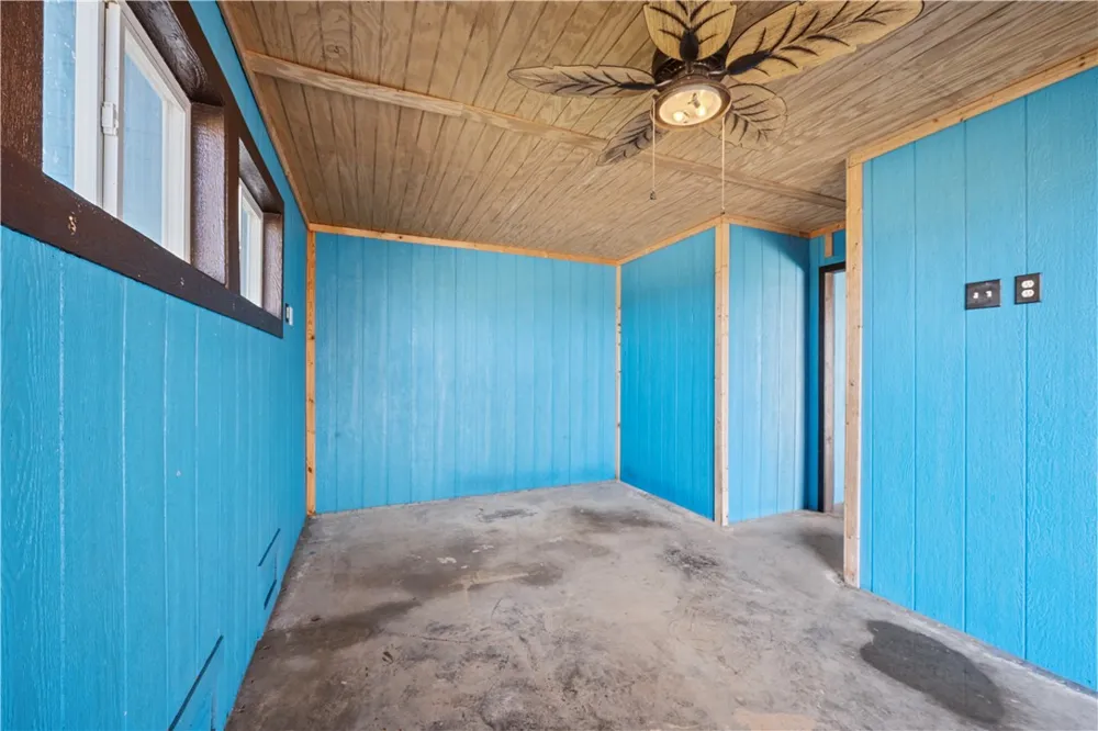 314 Cape Velero Drive Rockport, TX 78382
