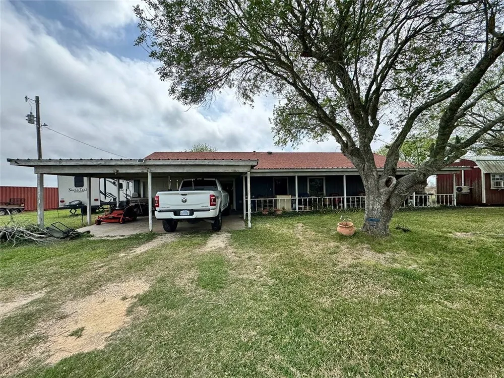 350 Quail Meadow Seadrift, TX 77983