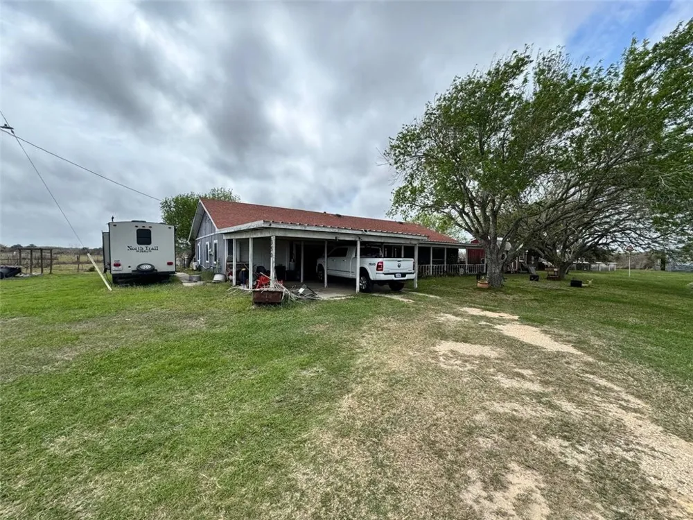 350 Quail Meadow Seadrift, TX 77983