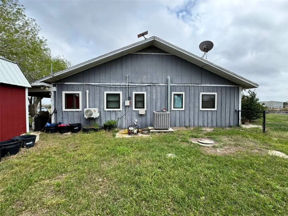 350 Quail Meadow Seadrift, TX 77983
