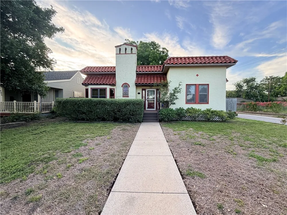 402 Clifford Street Corpus Christi, TX 78404