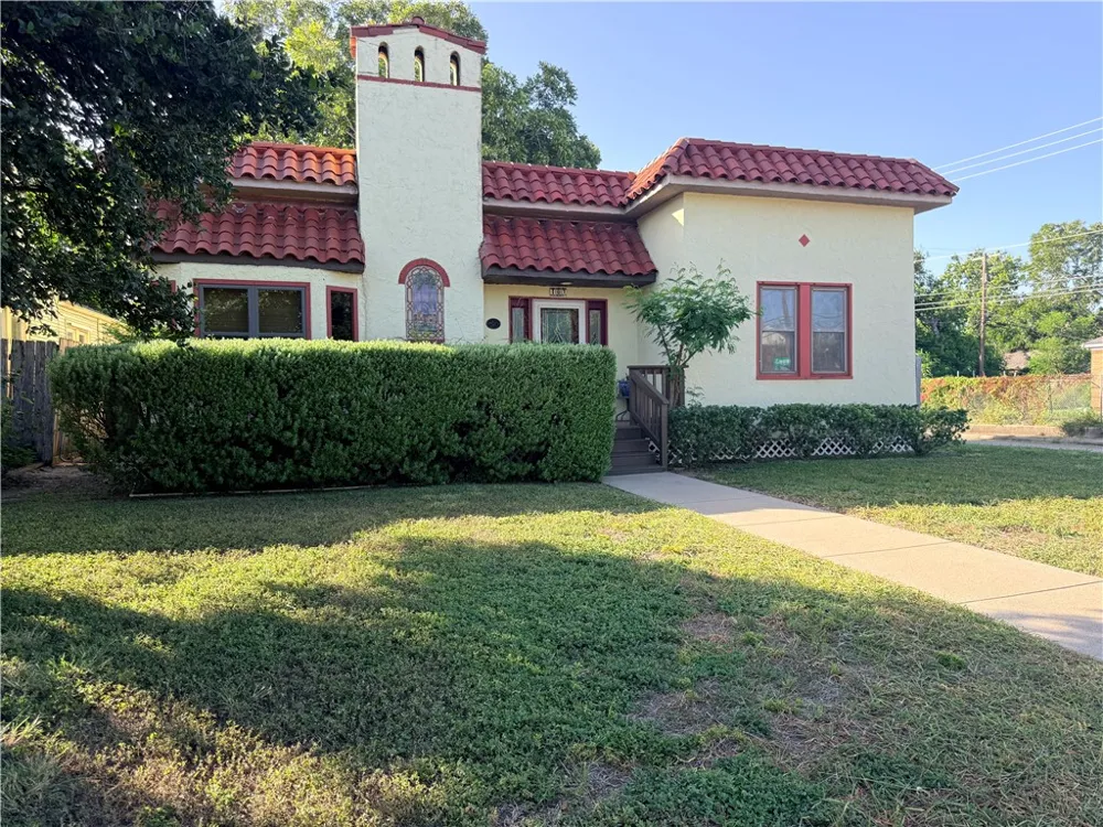 402 Clifford Street Corpus Christi, TX 78404