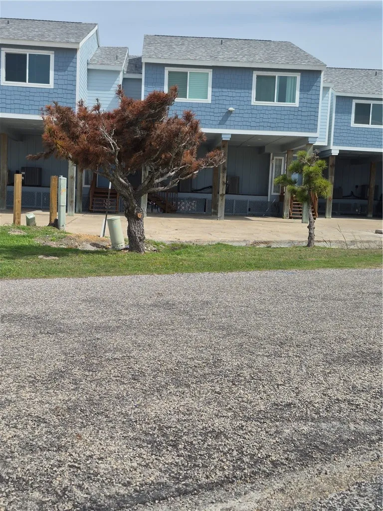 100 Port Royal #208 Aransas Pass, TX 78336