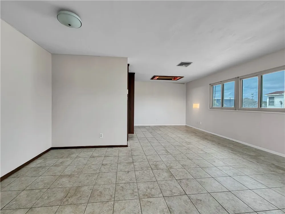 3450 S Alameda Street Corpus Christi, TX 78411