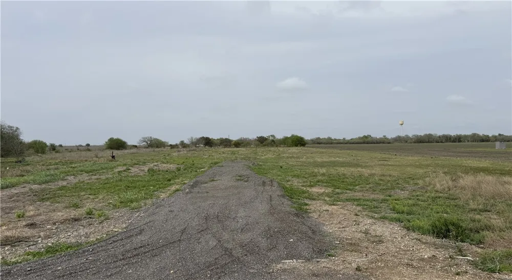 14764 County Road 756 Sinton, TX 78387