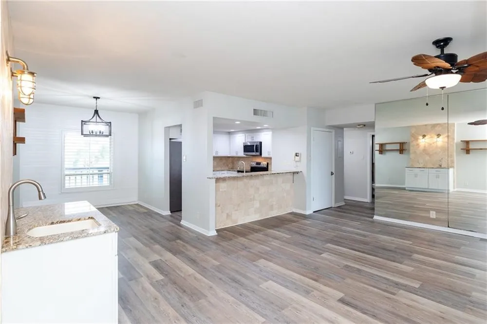 200 W Cotter Avenue Port Aransas, TX 78373