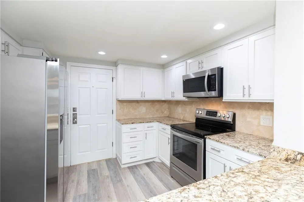 200 W Cotter Avenue Port Aransas, TX 78373