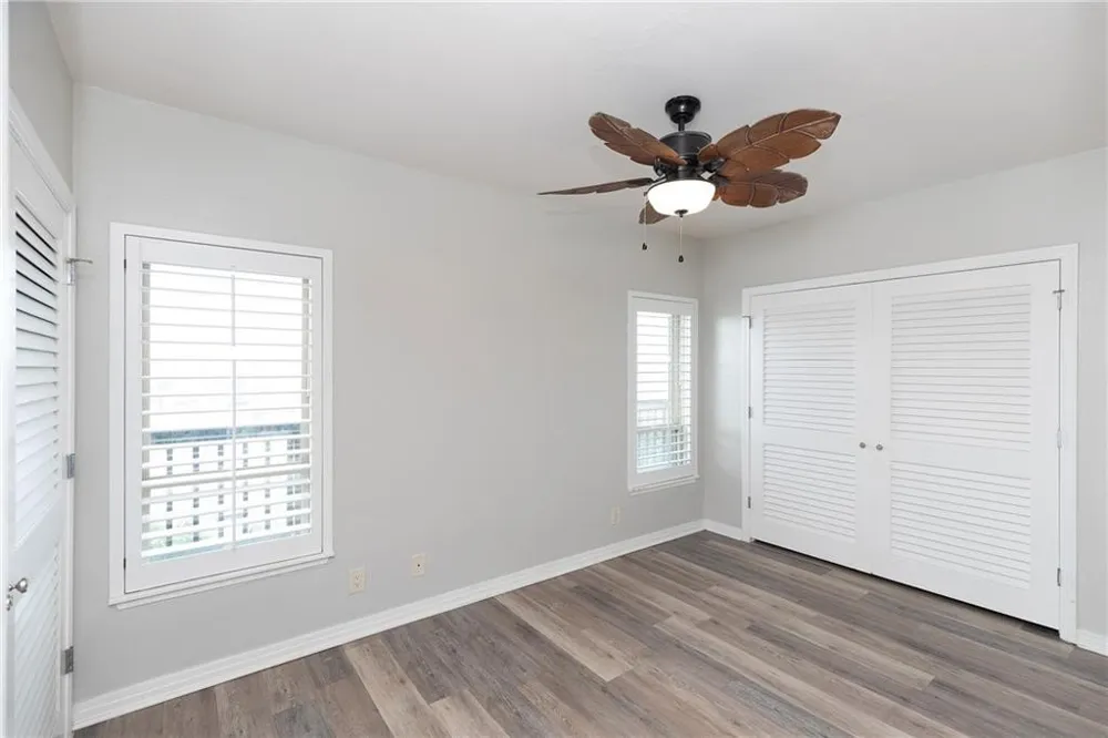 200 W Cotter Avenue Port Aransas, TX 78373