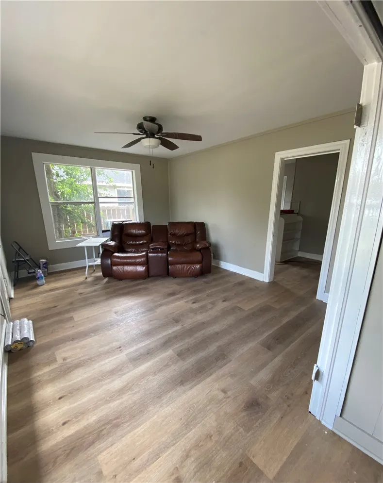 408 E 4th Street Alice, TX 78332