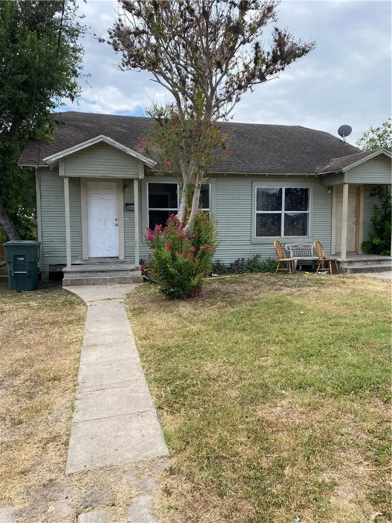 408 E 4th Street Alice, TX 78332
