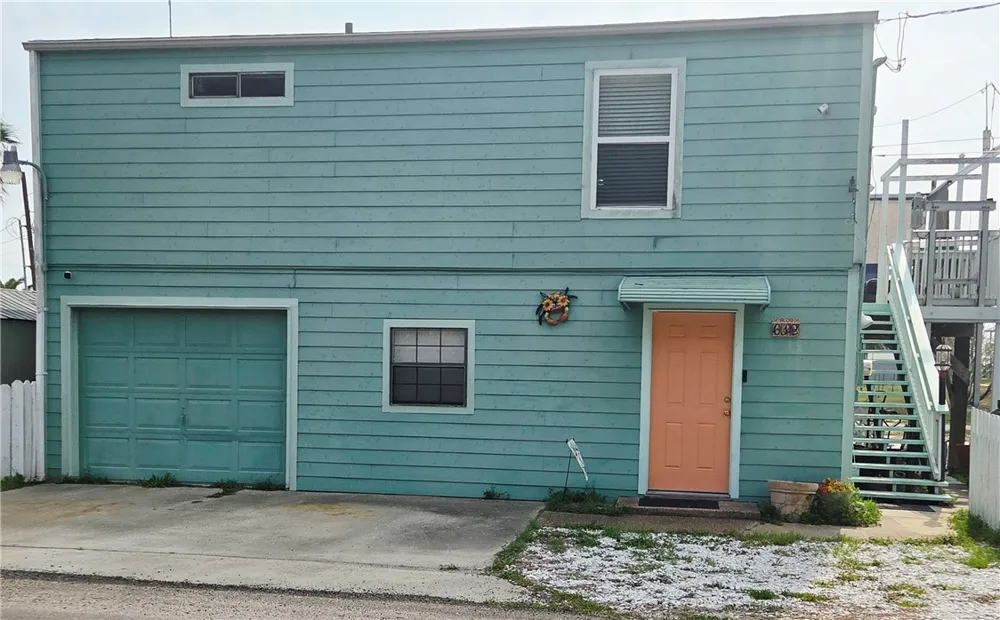 612 Sandpiper Ingleside, TX 78362
