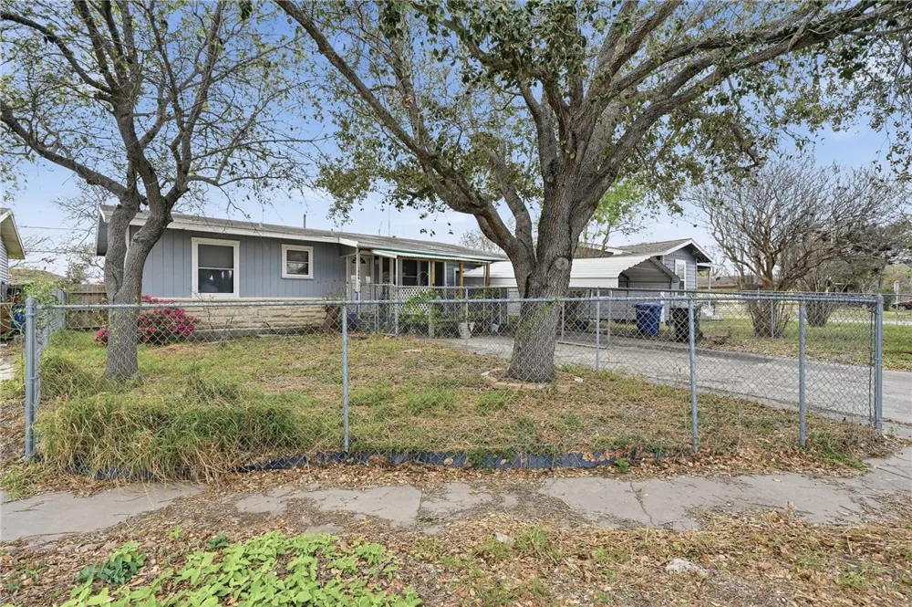 1006 Vernon Drive Corpus Christi, TX 78407