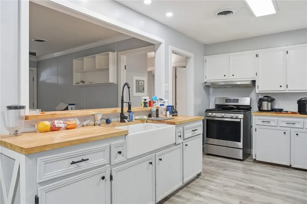 1006 Vernon Drive Corpus Christi, TX 78407
